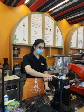 vai may dong phuc quan cafe